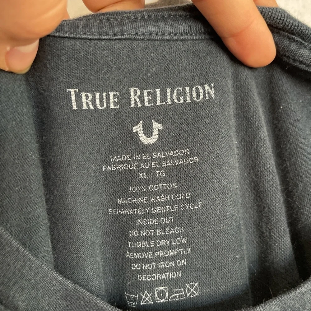 True Religion 80s Wolf Distressed Tshirt🔥 - Picture 4 of 5